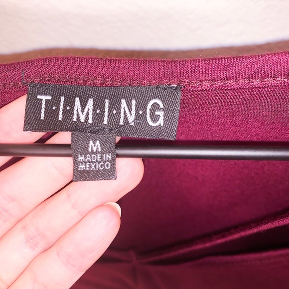 Timing Burgundy Red Tied Front Crop Top - Picture 2 of 4